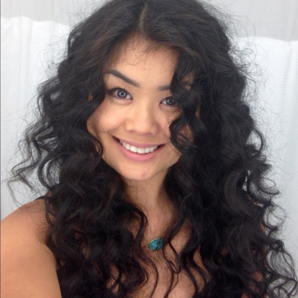 Meet your Posher, Aidana - Picture 1 of 1